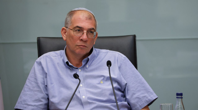 ניר אורבך בוועדת הכנסת (צילום: דוברות הכנסת)