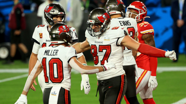 נהנה מכל רגע. גרונקובסקי (צילום: GettyImages, Mike Ehrmann)