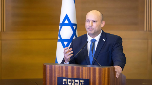 נפתלי בנט מודיע על פרישתו מהחיים הפוליטיים (צילום: אוליבייה פיטוסי, פלאש 90)