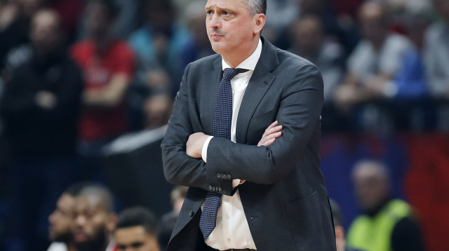 דיאן ראדוניץ' מאמן באיירן מינכן (צילום: GettyImages)