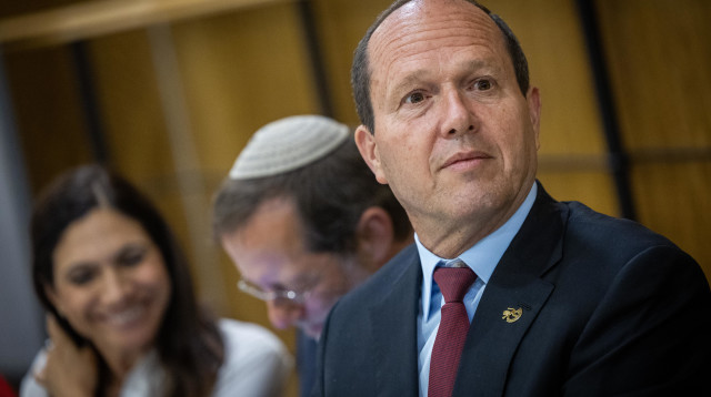 ניר ברקת (צילום: יונתן זינדל, פלאש 90)