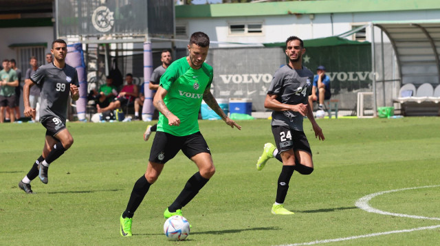 שחקן מכבי חיפה ניקיטה רוקאביציה (צילום: אתר רשמי, אתר מכבי חיפה)