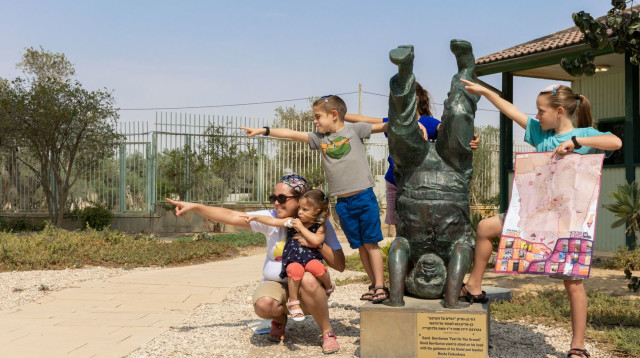 קיץ בצריף בן-גוריון (צילום: צביקה שמעיה)