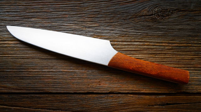 חתך לעצמו את איבר המין, אילוסטרציה (צילום: אינג'אימג')