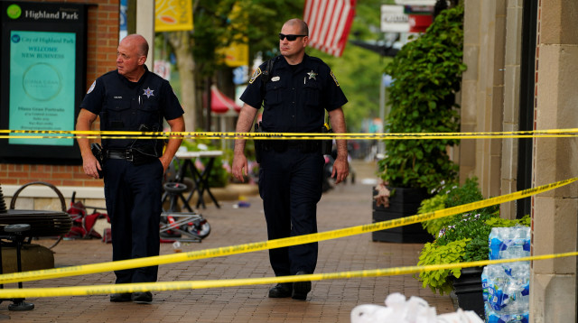 ירי המוני במצעד יום העצמאות בשיקגו, ארה"ב (צילום: רויטרס)