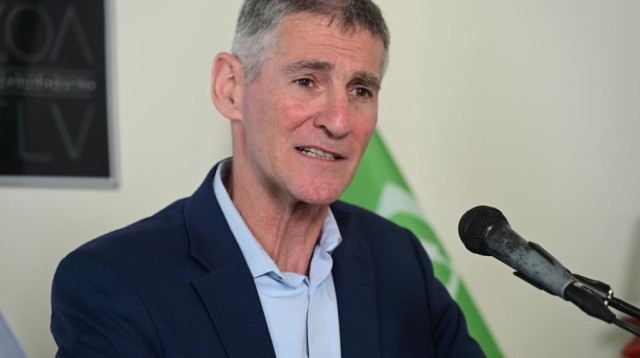 יאיר גולן חי בסרט (צילום: אבשלום ששוני)