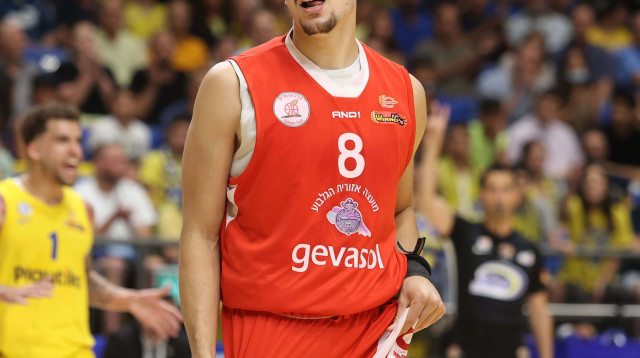 שחקן הפועל גלבוע/גליל יותם חנוכי (צילום: דני מרון)