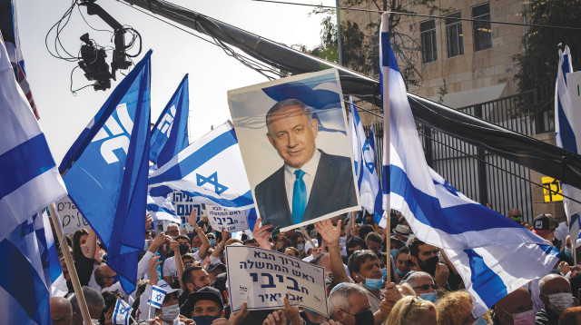 הפגנת תומכי בנימין נתניהו (צילום: אוליבייה פיטוסי, פלאש 90)