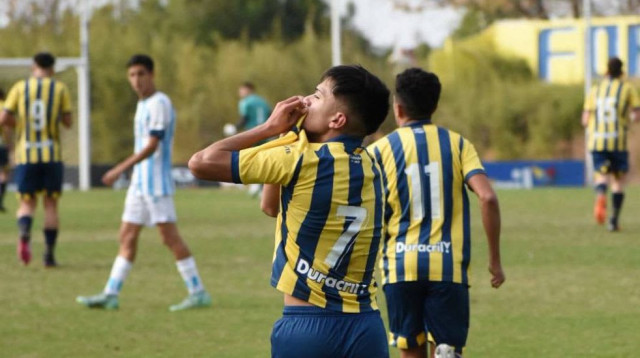 ג'ובאני קנטיסאנו שחקן רוסאריו סנטרל (צילום: אתר רשמי, רוסאריו סנטרל)