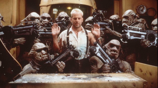 ברוס וויליס, מתוך "האלמנט החמישי" (צילום: gettyimages)