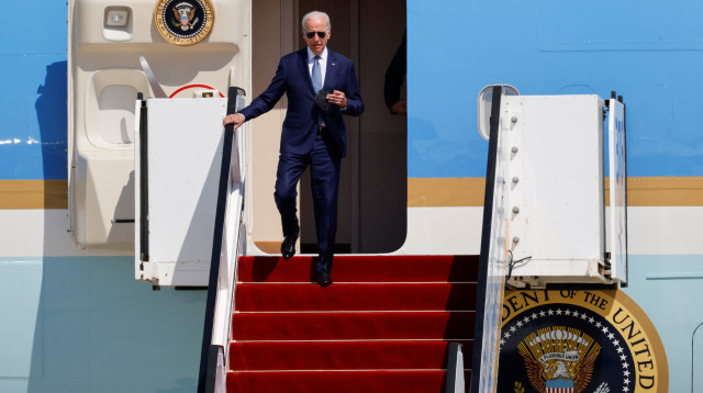 הגעתי. ביידן נוחת בישראל (צילום: רויטרס)