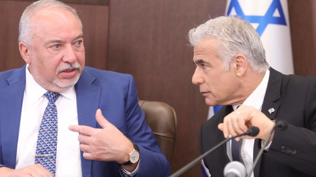 יאיר לפיד, אביגדור ליברמן (צילום: מרק ישראל סלם)