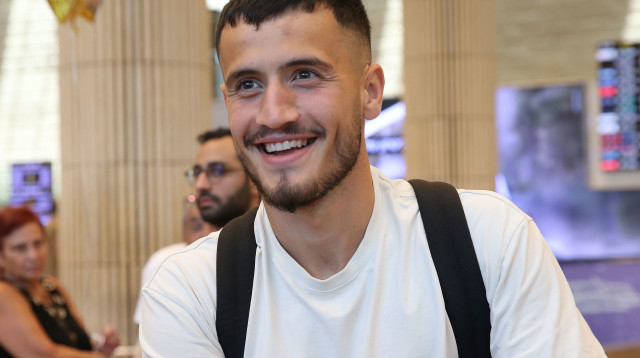 נחת בישראל היום. סלמאני (צילום: אודי ציטיאט)