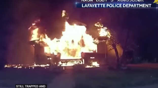 נכנס לבית שעלה בלהבות והציל חמישה ילדים (צילום: מתוך יוטיוב)