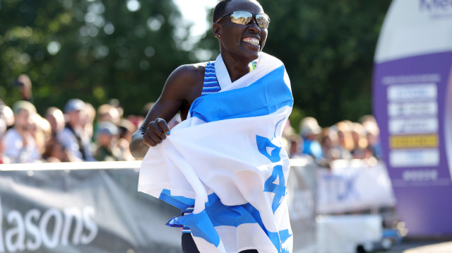 הישג נפלא. צ'מטאי סלפטר (צילום: GettyImages, Carmen Mandato)