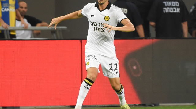 לירן רוטמן שחקן מכבי נתניה (צילום: ברני ארדוב)