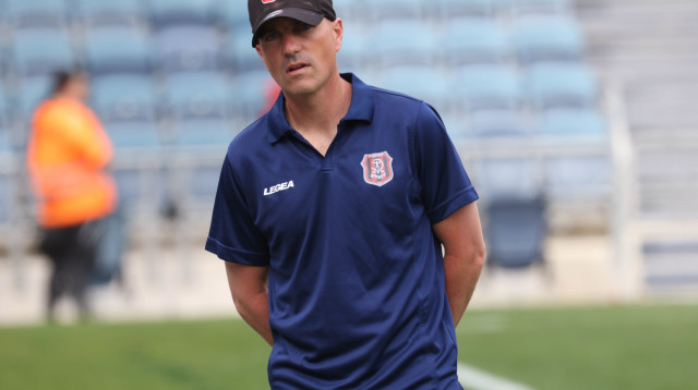 עוד משחק ללא שערים. זיו אריה (צילום: דני מרון)