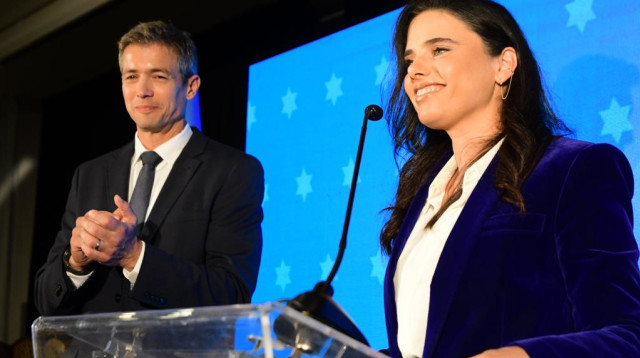 איילת שקד, יועז הנדל  (צילום: אבשלום ששוני)