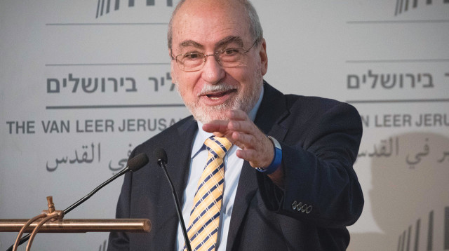 אשר גרוניס (צילום: יונתן זינדל)