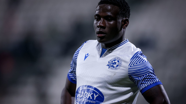 לוזון מתעקש על רכישה. בנדה (צילום: מאור אלקסלסי)