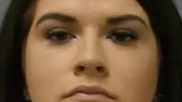 קיילה מיי ברגום, הואשמה בקיום יחסי מין עם אסיר בבית הסוהר בו עבדה (צילום: מתוך פייסבוק)