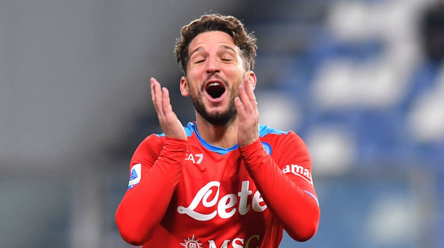 נאפולי תפגוש את ברצלונה? מרטנס (צילום: רויטרס)