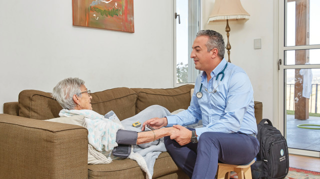 אשפוז בית (צילום: באדיבות צבר רפואה)