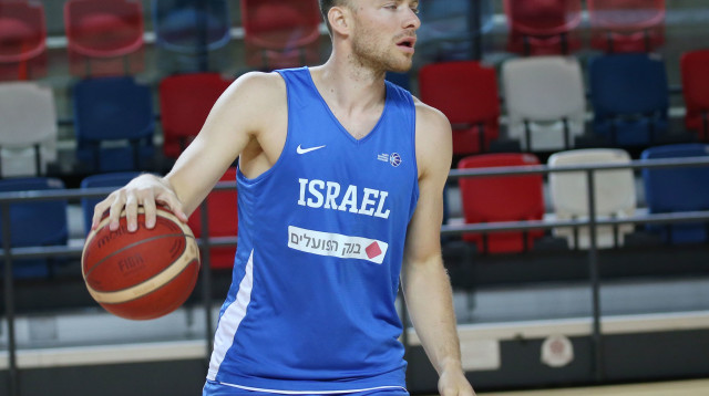 אליפות אירופה אחרונה. מקל (צילום: אודי ציטיאט)