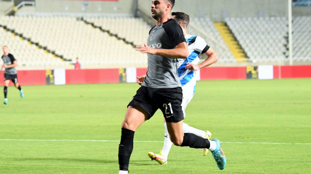 דין דוד שחקן מכבי חיפה (צילום: אתר רשמי, מכבי חיפה)