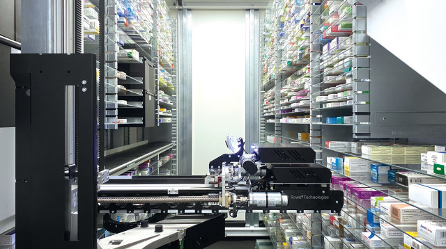 רובוט בבית מרקחת  צילום בית מרקחת חי (צילום:  בית מרקחת חי)