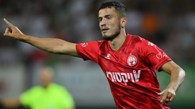 שוב ממתין על הספסל. סלמאני (צילום: רויטרס)