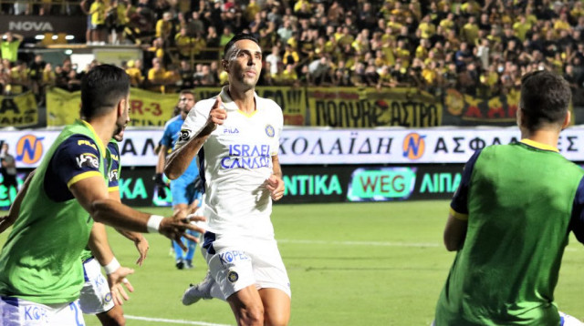 באמת שכבר אין מה להגיד. זהבי חוגג בסלוניקי (צילום: אתר רשמי, מכבי תל אביב)