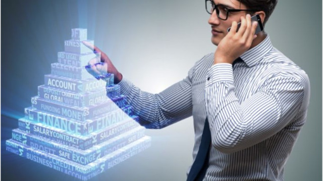 עו"ד ליאור שבי: "לא תמיד קל לזהות הונאות פירמידה ופונזי" (צילום: Canva)