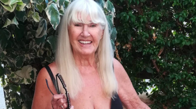 אם לשמונה ילידם וסבתא ל-18 נכדים (צילום: מתוך פייסבוק)