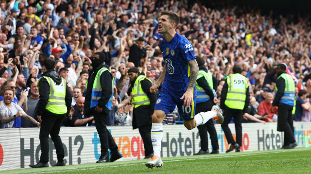 חיפה על ז'ורז'יניו. פוליסיץ' חוגג (צילום: רויטרס)