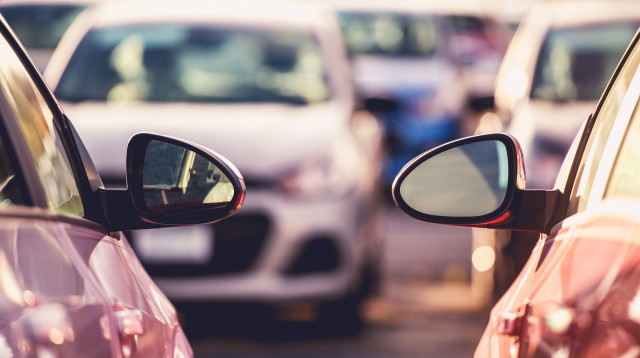 האם חנייה היא רכוש משותף של הבניין גם אם לא הוגדר כבית משותף?  (צילום: envato)