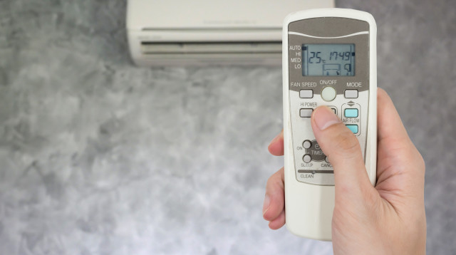 האם התקנת מזגנים וסוככים מהווה שימוש סביר ברכוש המשותף? (צילום: envato)