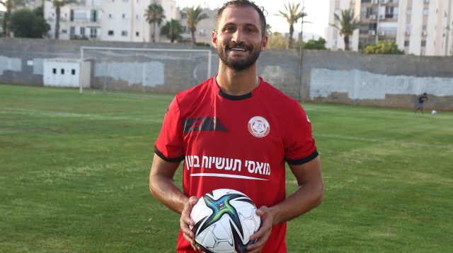 מוחמד גדיר שחקן הפועל חדרה (צילום: שלומי גבאי)