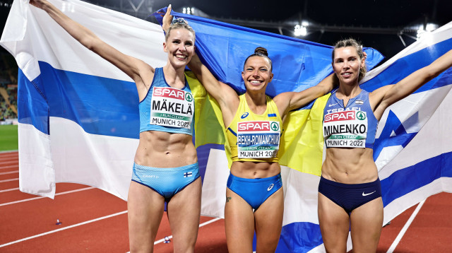 חנה קנייזבה מיננקו אחרי מדליית הארד באליפות אירופה באתלטיקה במינכן (צילום: GettyImages, Simon Hofmann)