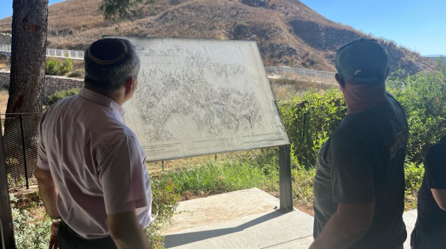 אלקין בתל לכיש (צילום: משרד ירושלים ומורשת)