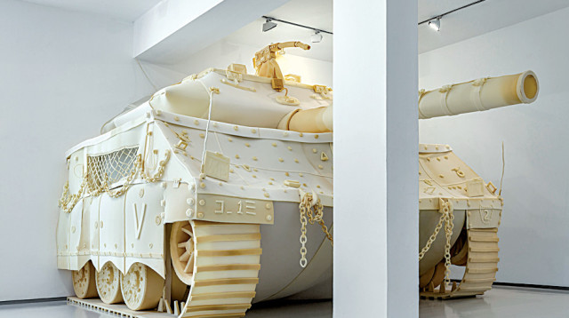 דינה שנהב: מרכבה (צילום: לנה גומון)