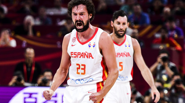 סרחיו יוי במדי נבחרת ספרד (צילום: GettyImages, Di Yin)