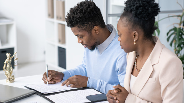עו"ד מורן אלסאיג בני על הסכם גירושין: "לפתוח דף חדש"  (צילום: envato)