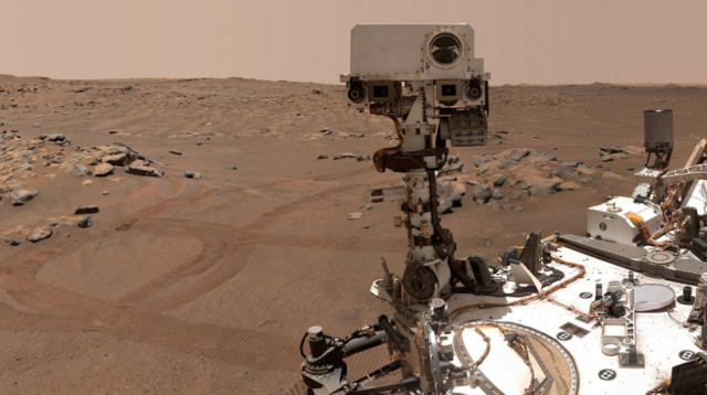 סלעים מכוכב הלכת מאדים הציגו נתונים מסקרנים לגבי חיים בחלל (צילום: רויטרס)