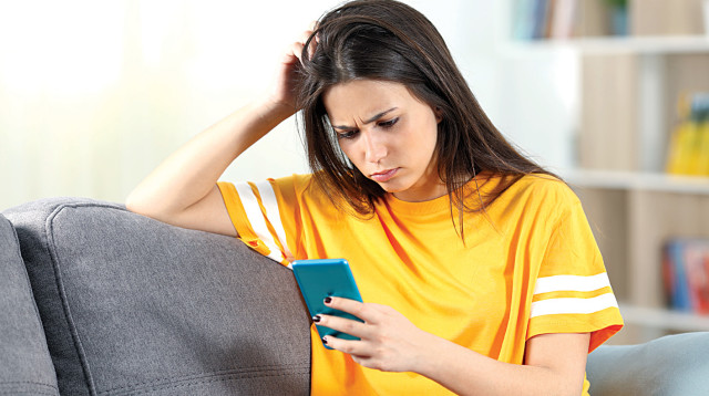 בריונות ברשת (צילום: אינגאימג')