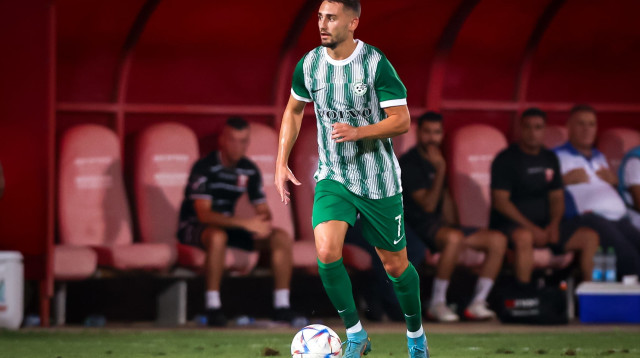 עומר אצילי, שחקן מכבי חיפה (צילום: מאור אלקסלסי)