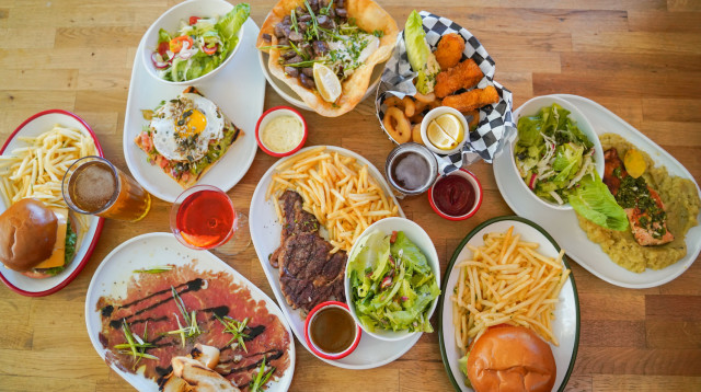 ביסטרו ג'ורג' אנד בראדרס  (צילום: מייגן מימון)