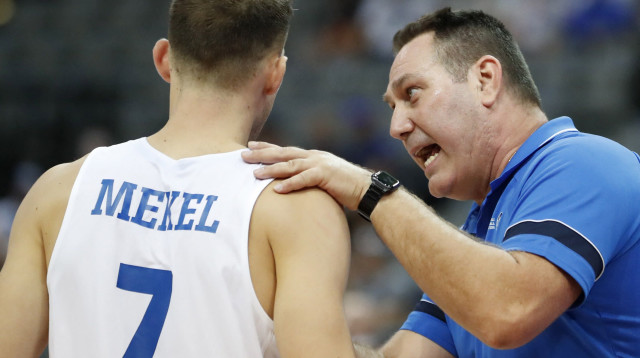 עלה היטב מהספסל. מקל עם גודס (צילום: רויטרס)