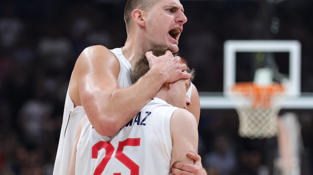 נשאר בעיקר להתפלל. יוקיץ' (צילום: GettyImages, Srdjan Stevanovic)