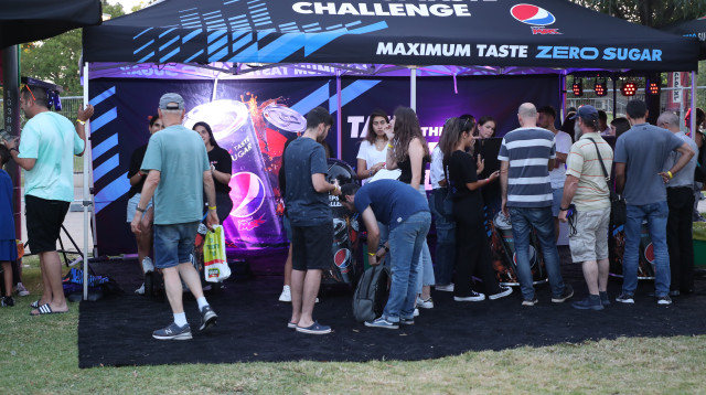 מבחן הטעם של פפסי מקס (צילום: יוסי לזרוב)